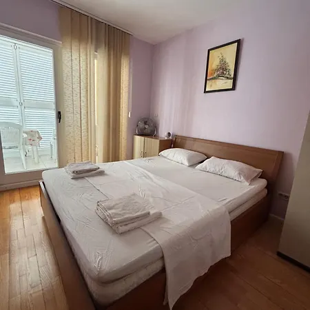 Center Dobri * Split