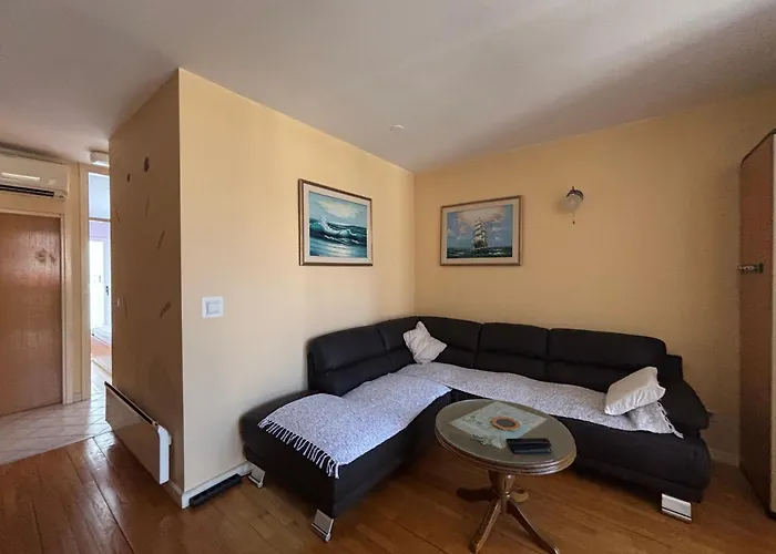 Center Dobri Apartment